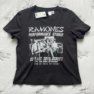 Black Ramones Graphic T-Shirt